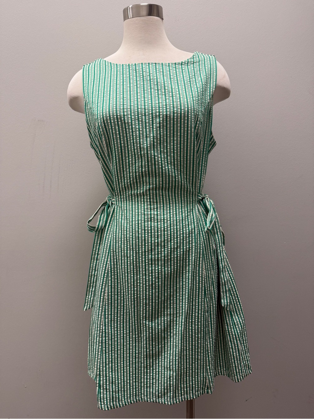 Gilli Green & Cream Seersucker Side-Tie A-line Mini Dress